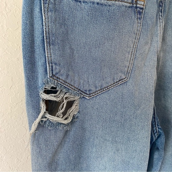 Urban Outfitters | BDG High Rise Mom Jeans Size 26 NWT - Picture 7 of 9